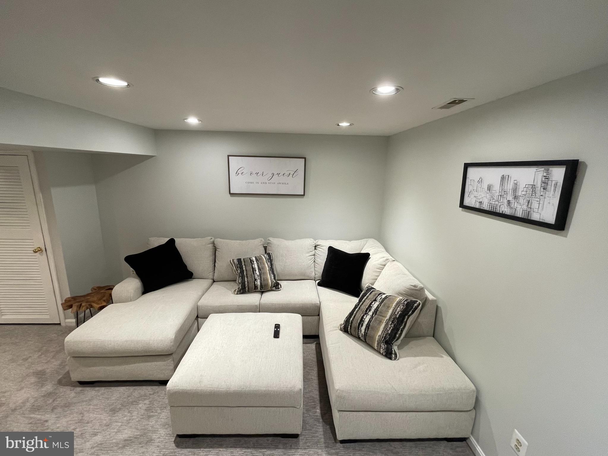 BULL RUN ESTATES - Residential Lease