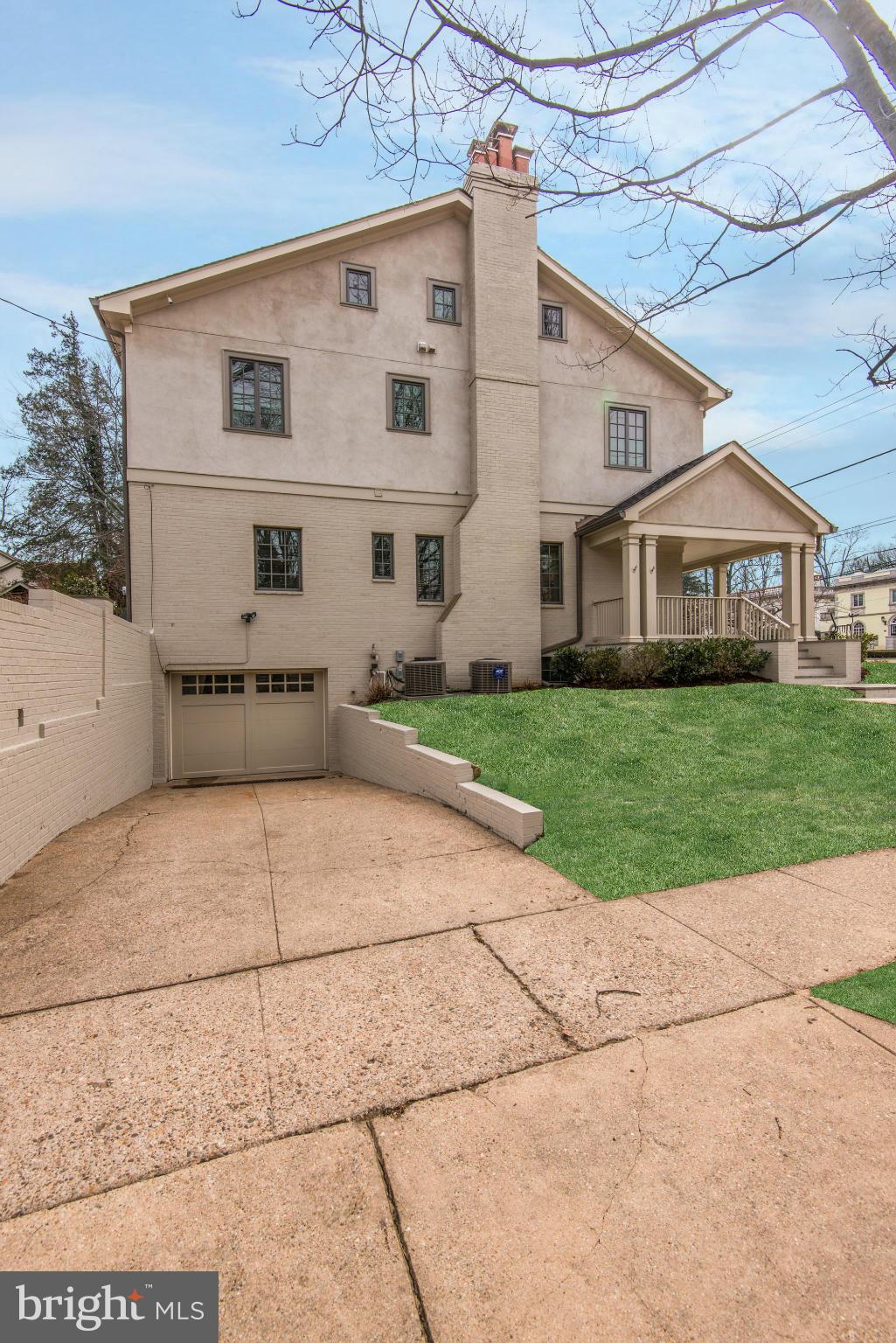 CHEVY CHASE - Residential