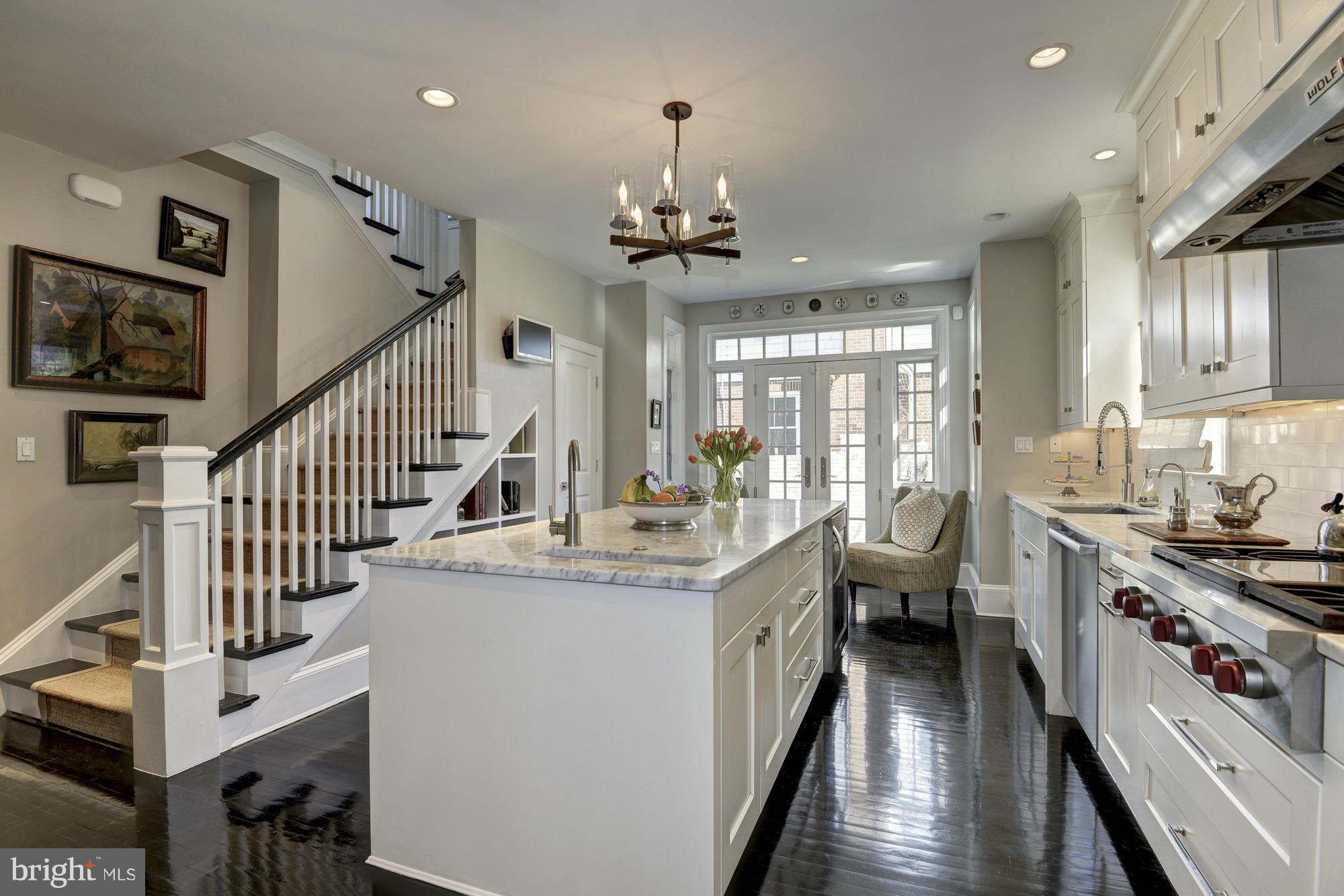 CHEVY CHASE - Residential