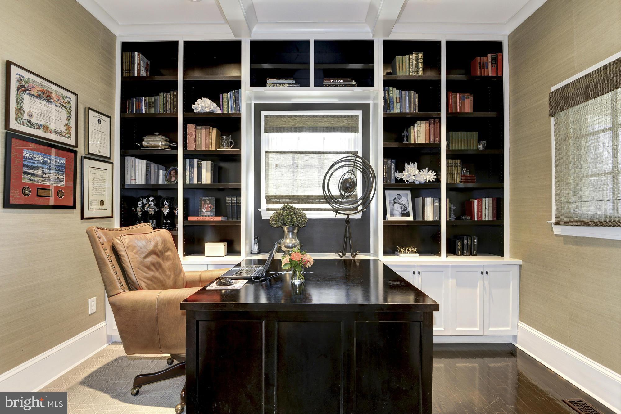 CHEVY CHASE - Residential