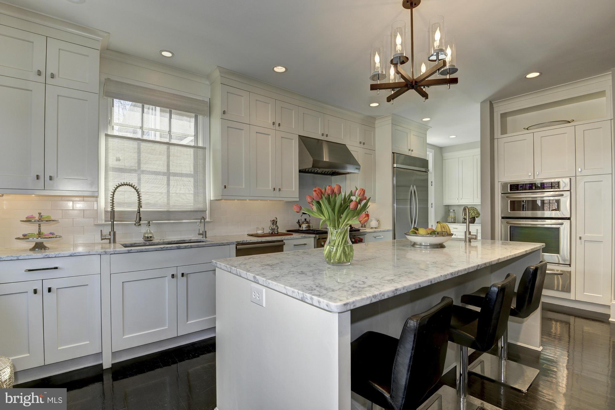 CHEVY CHASE - Residential