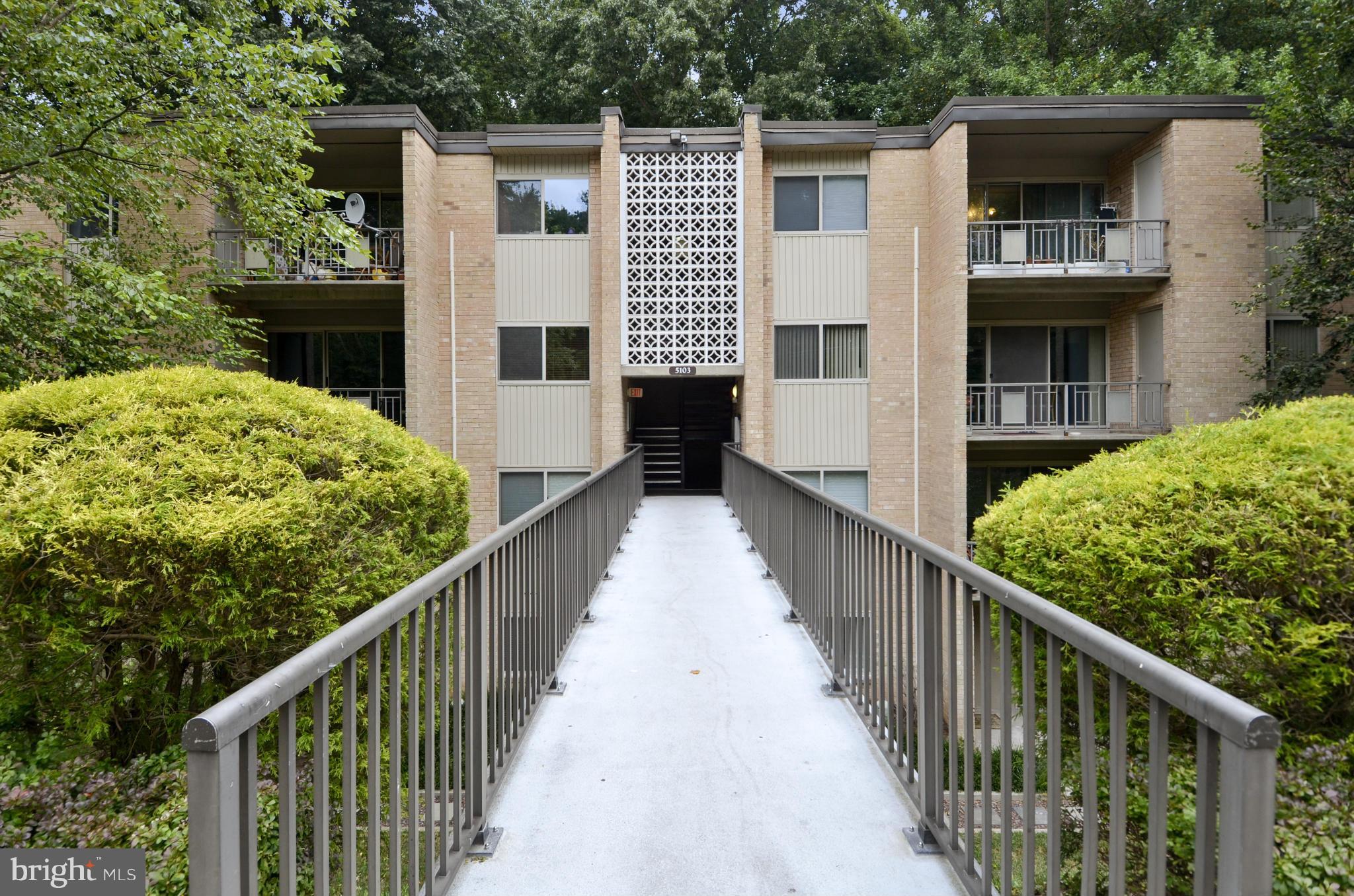 NEW PRICE! FHA APPROVED, PET FRIENDLY BLDG. SOUGHT AFTER GORGEOUS 3BR, 2BA CONDO FULLY RENOVATED THRU-OUT. 1,227 SQ FT OPEN FLOOR PLAN FEATURES GOURMET KITCHEN W/ NEW SS APPLIANCES, GRANITE COUNTERS, SEPARATE DINING AREA, LIVING ROOM, GORGEOUS BA, PATIO, STORAGE ROOM, PARKING, NEAR 2 METROS, POOL, TENNIS, WALTER JOHNSON HS. CONDO FEE INCLUDES ALL UTILITIES. NEAR SHOPPING,RESTAURANTS, ETC