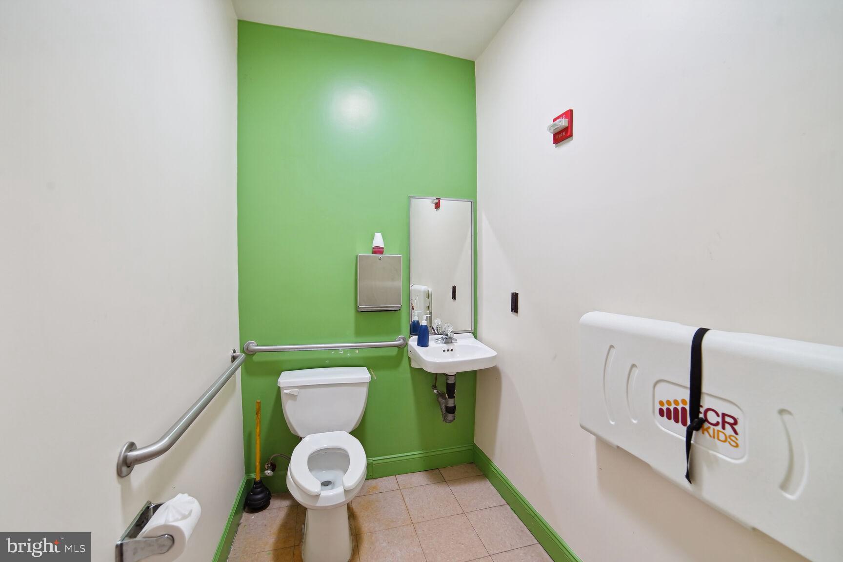 COLESVILLE OUTSIDE - Residential