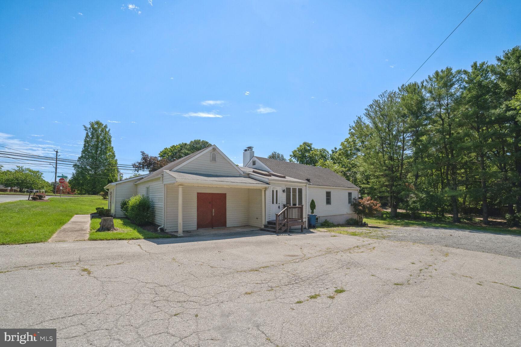 COLESVILLE OUTSIDE - Residential