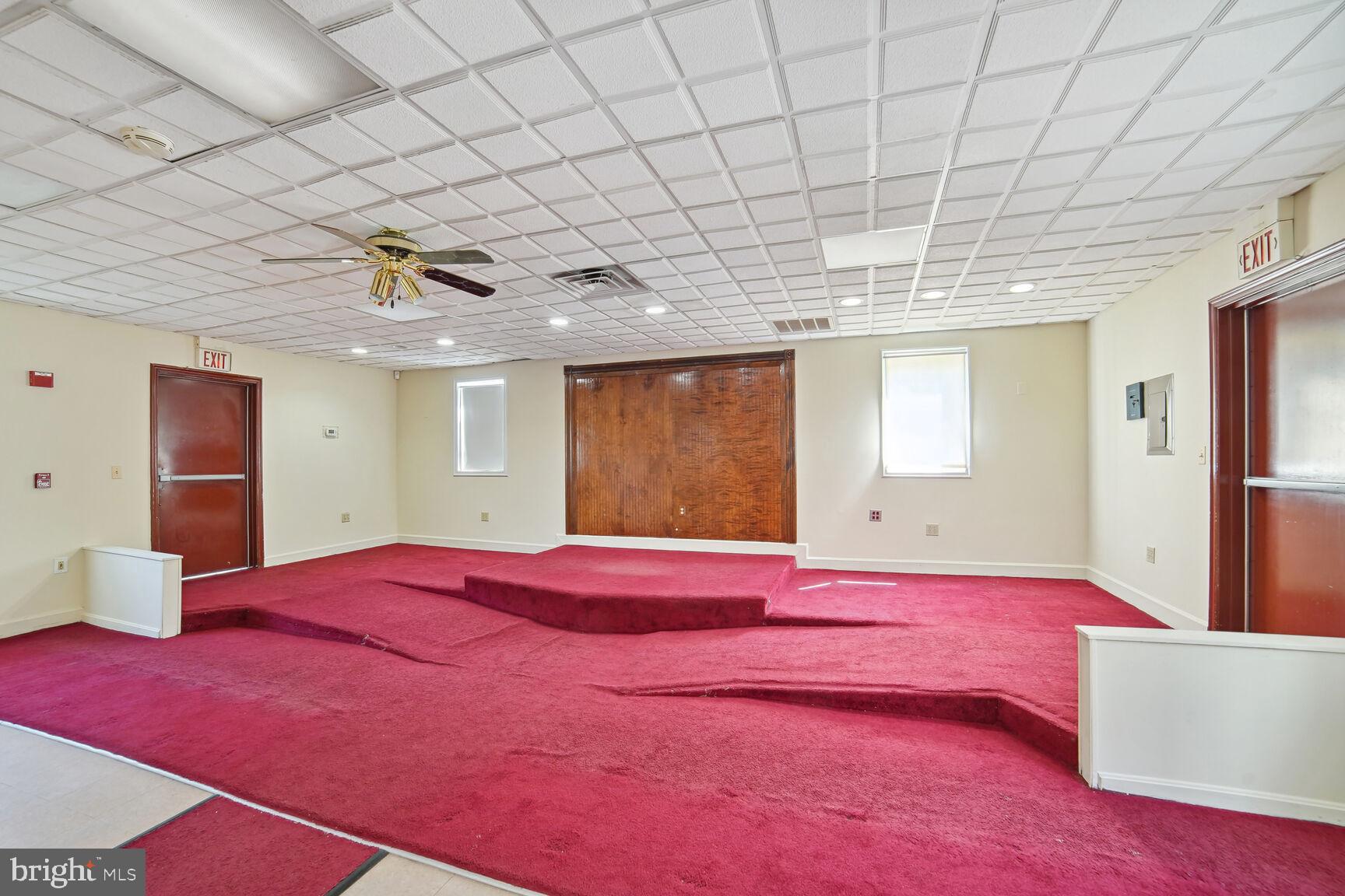 COLESVILLE OUTSIDE - Residential