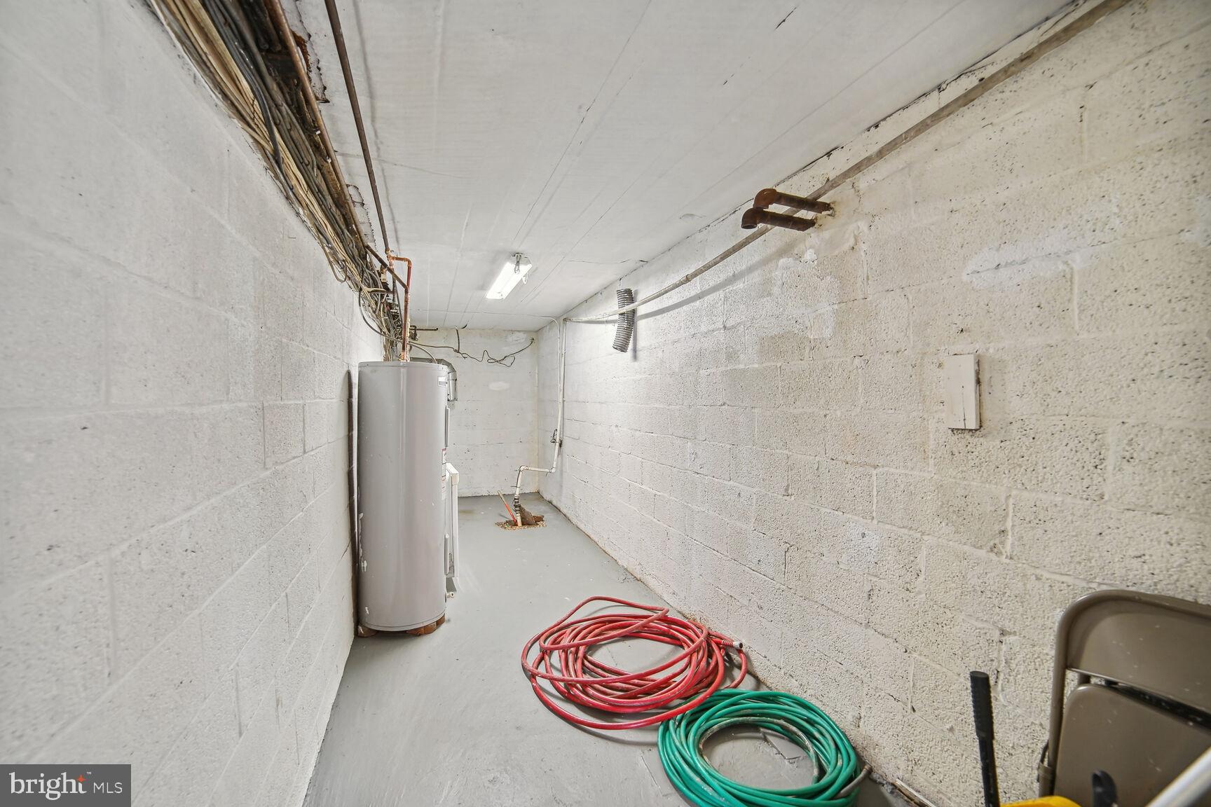 COLESVILLE OUTSIDE - Residential