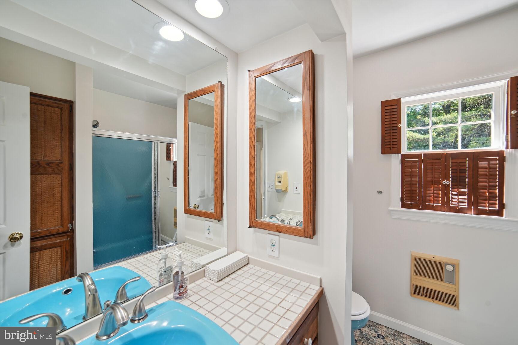 COLESVILLE OUTSIDE - Residential