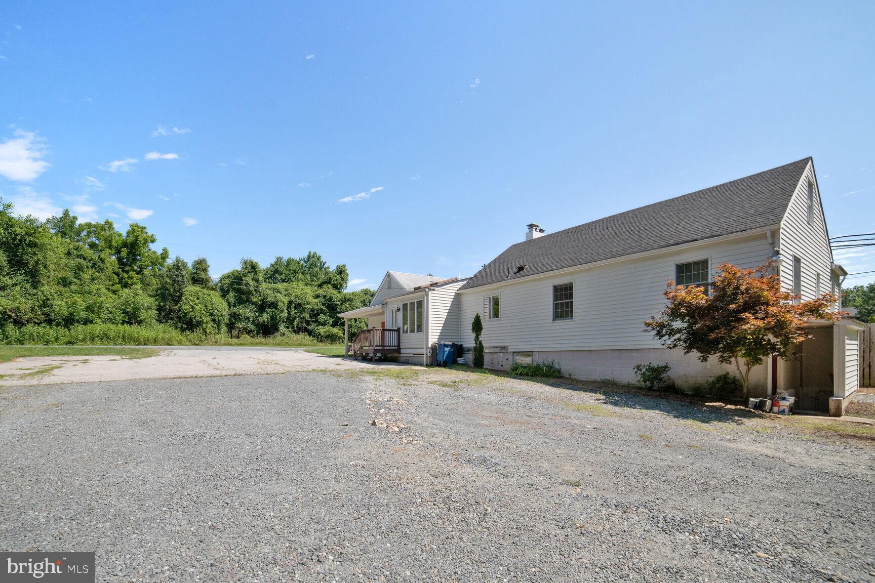 COLESVILLE OUTSIDE - Residential