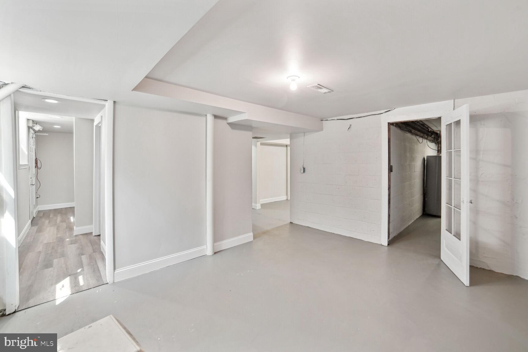 COLESVILLE OUTSIDE - Residential