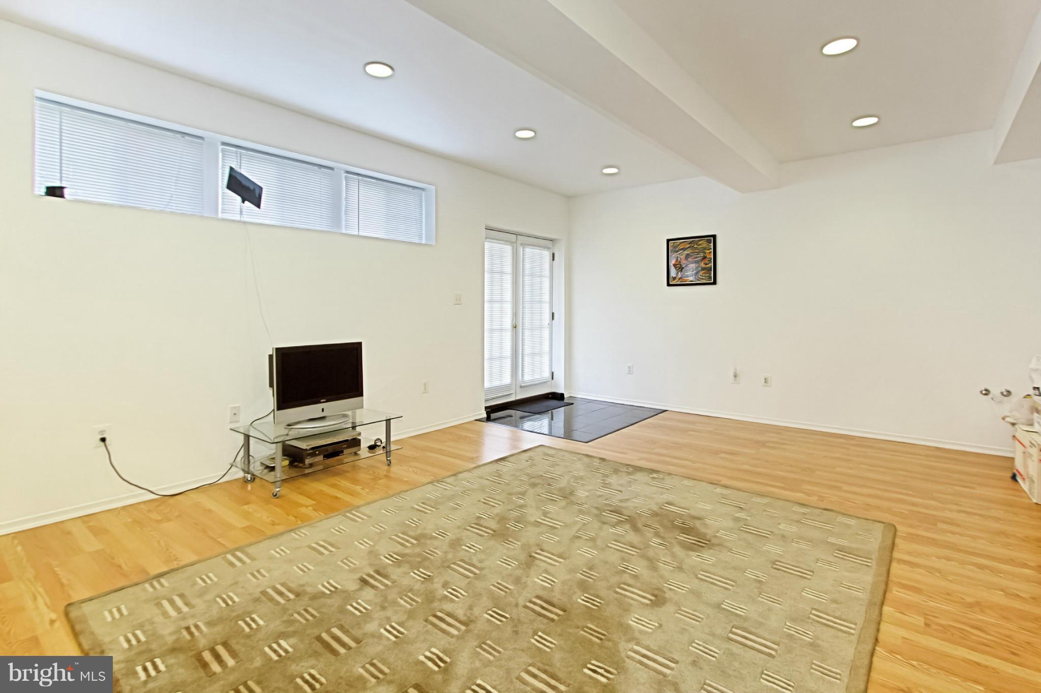 PRINCE WILLIAM TOWN CENTER - Residential