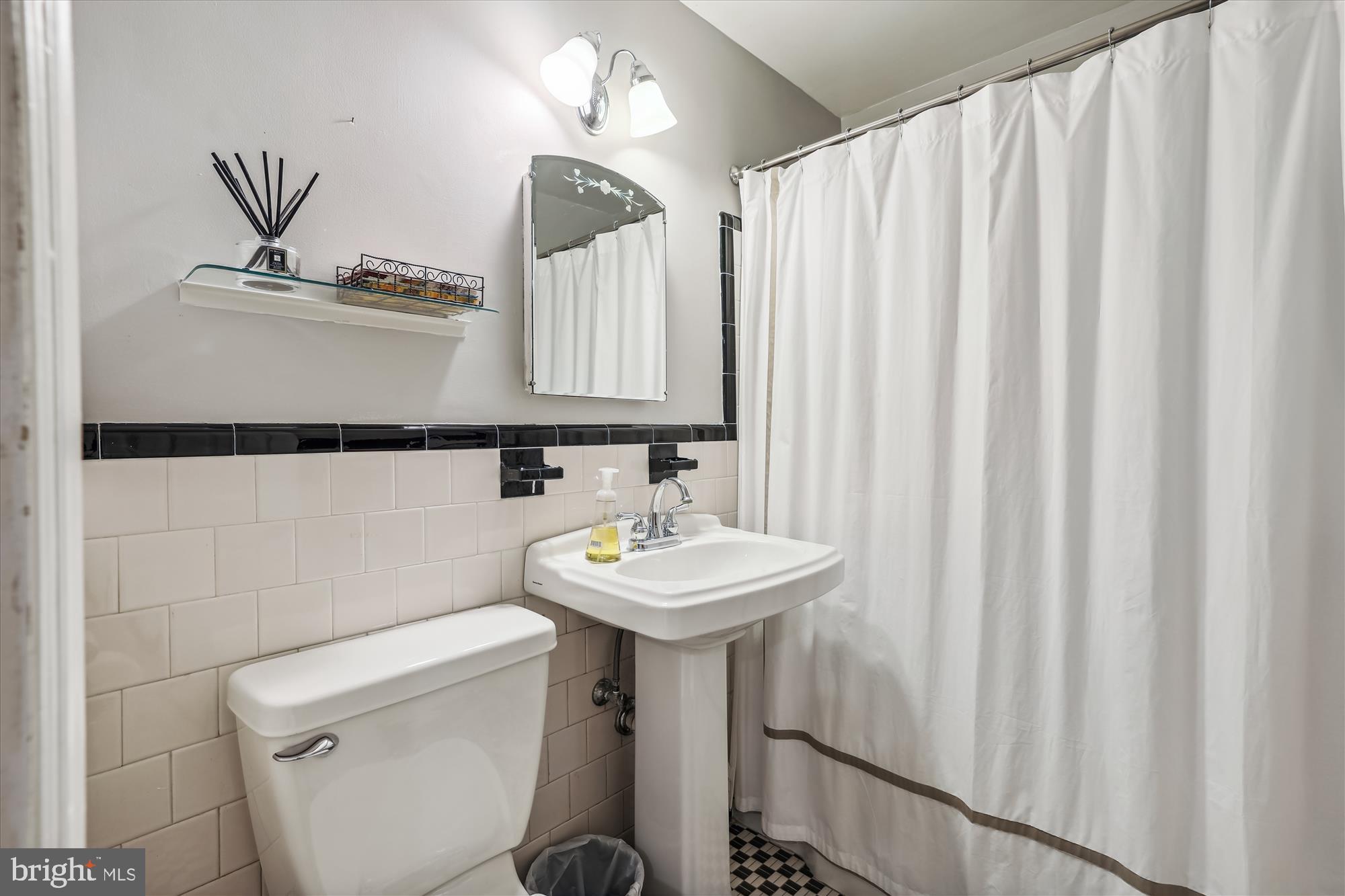 KENT GARDENS - Residential Lease