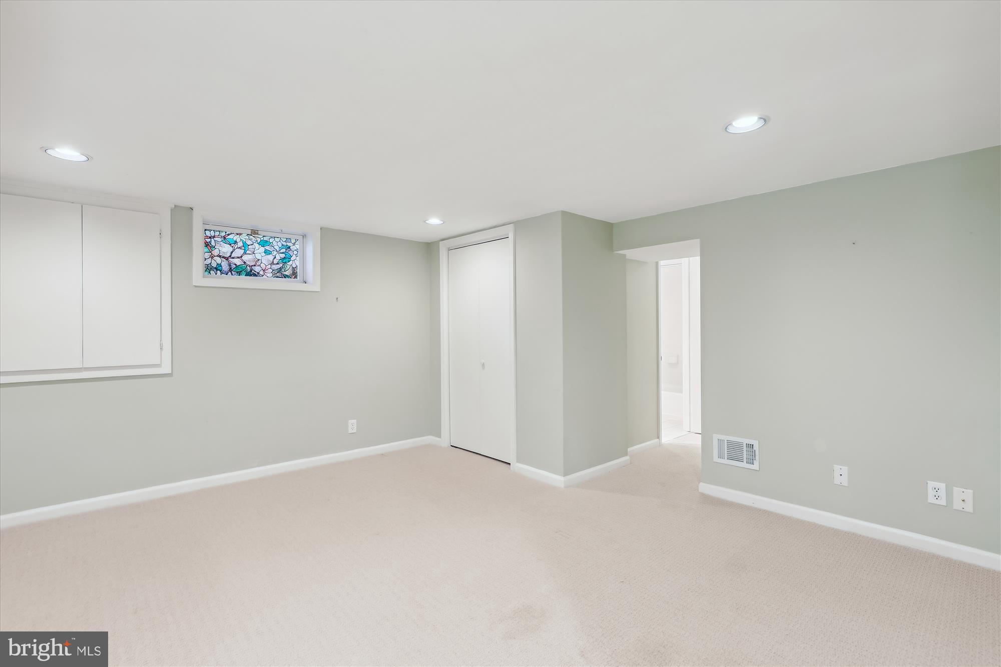 KENT GARDENS - Residential Lease