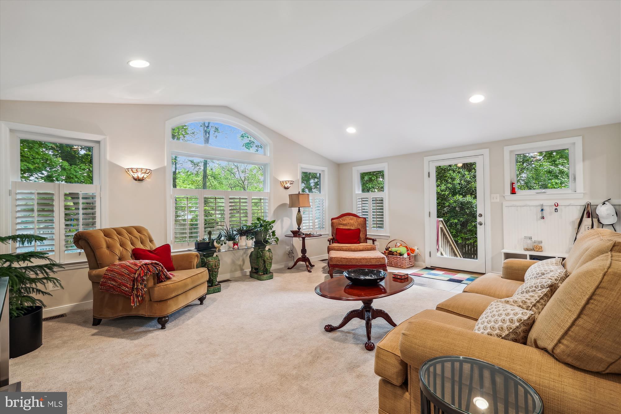 KENT GARDENS - Residential Lease