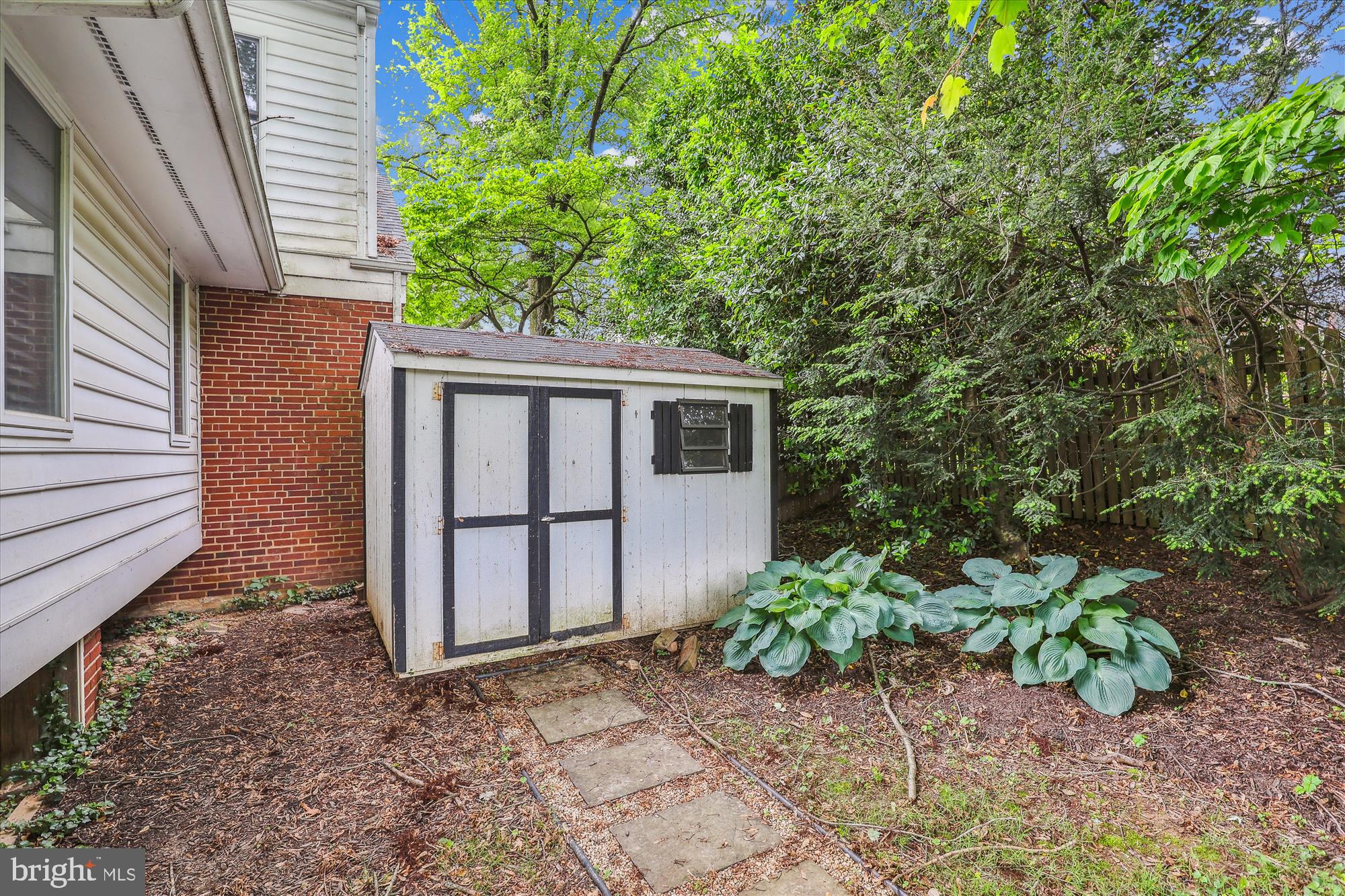 KENT GARDENS - Residential Lease