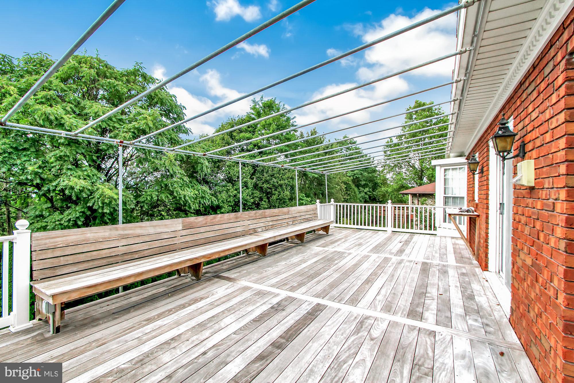 PENN OAKS - Residential