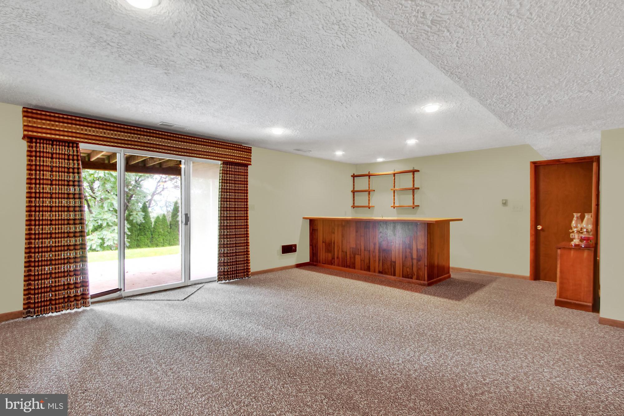 PENN OAKS - Residential