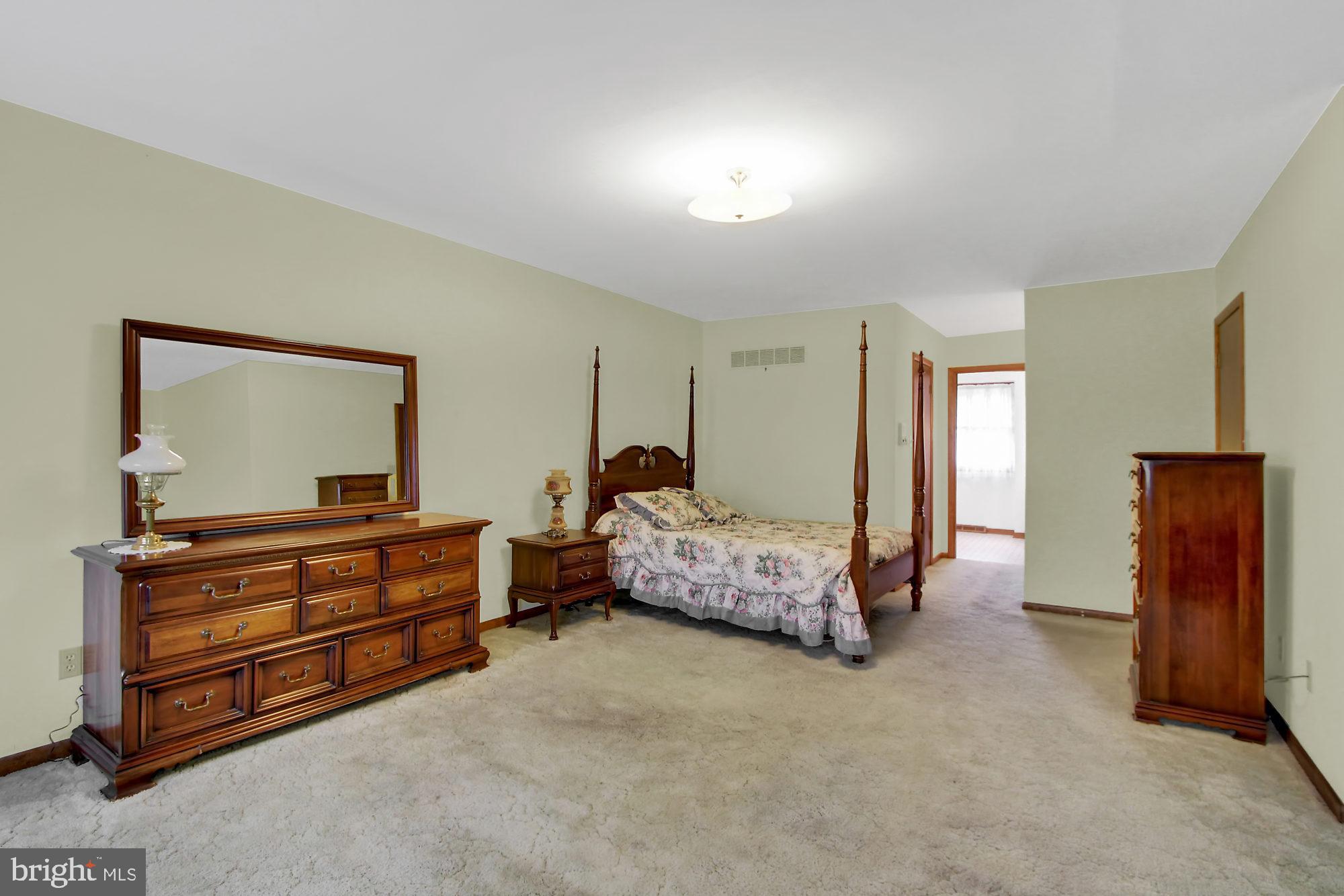 PENN OAKS - Residential