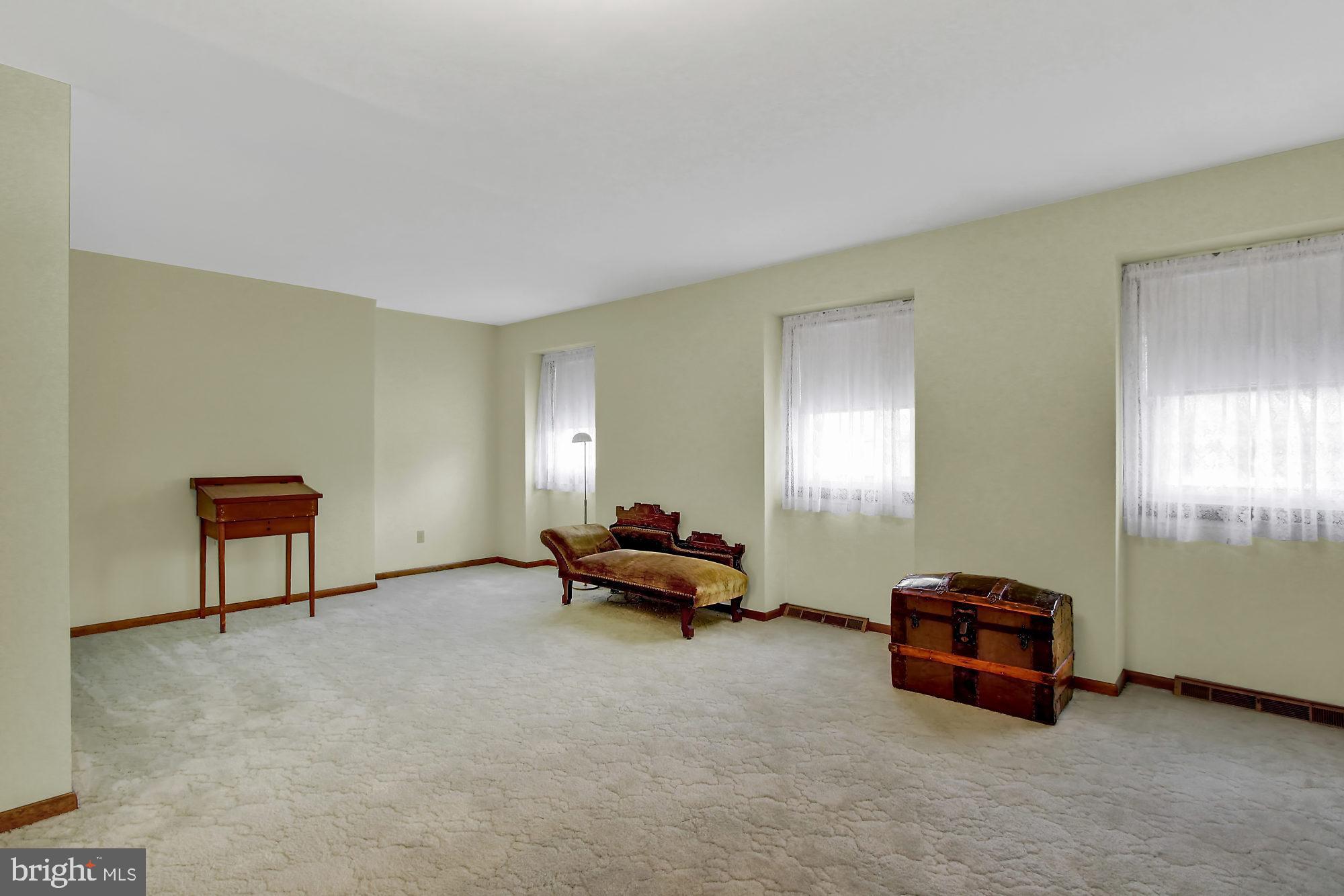 PENN OAKS - Residential