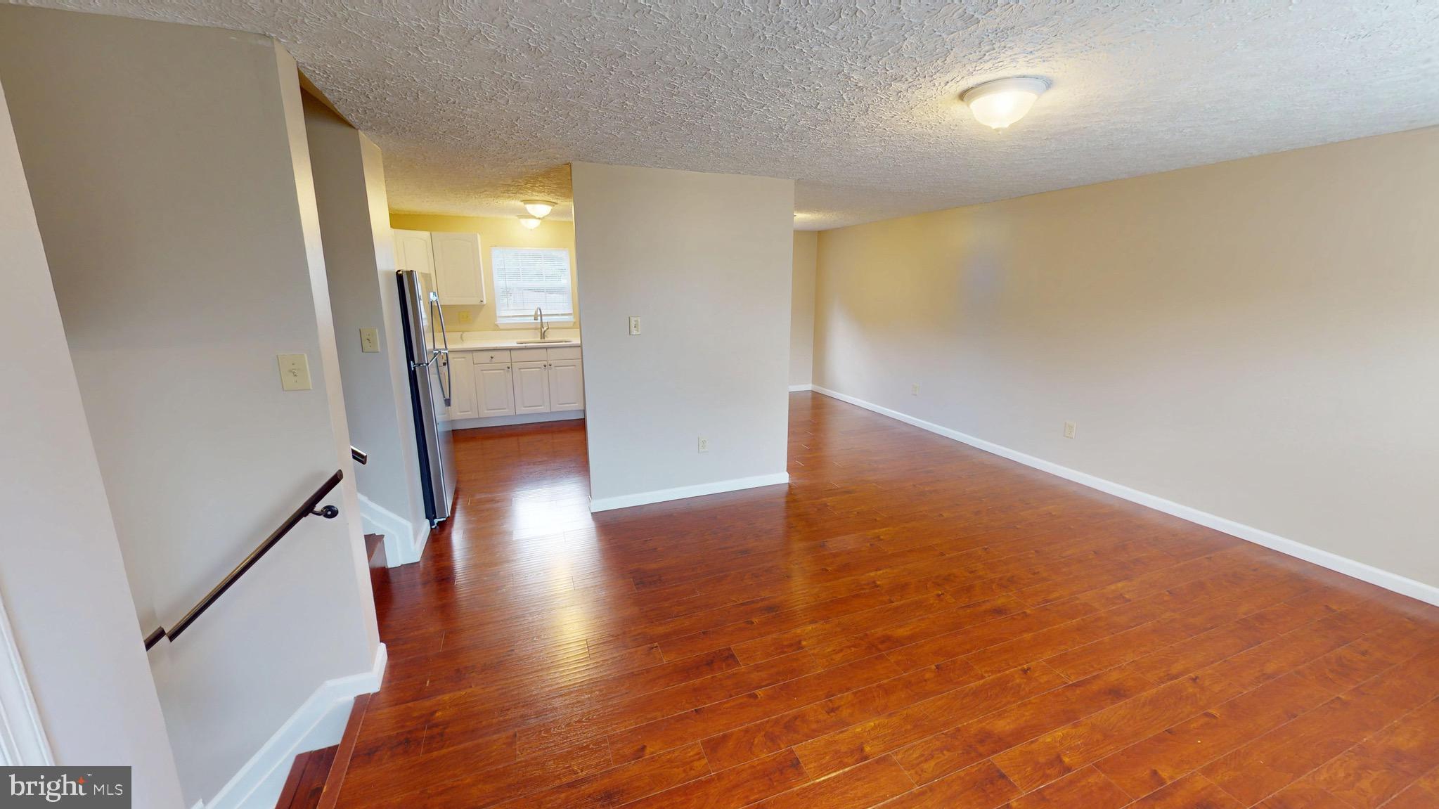 1180 BANNISTER CIRCLE