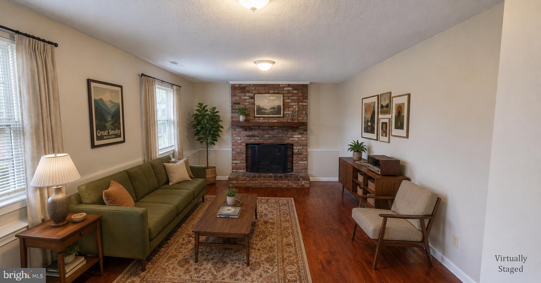 1180 BANNISTER CIRCLE