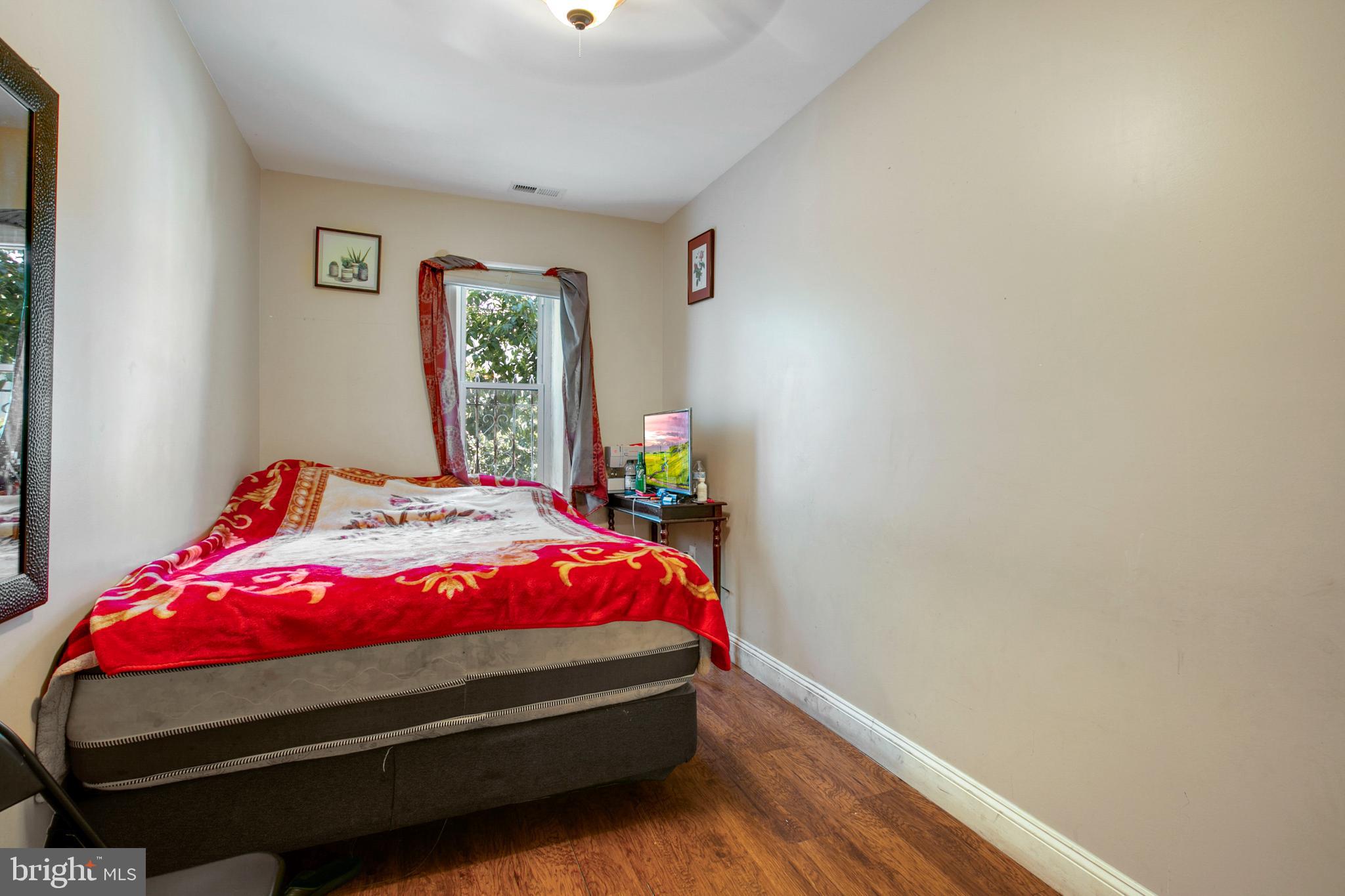 HIGHLANDTOWN - Residential