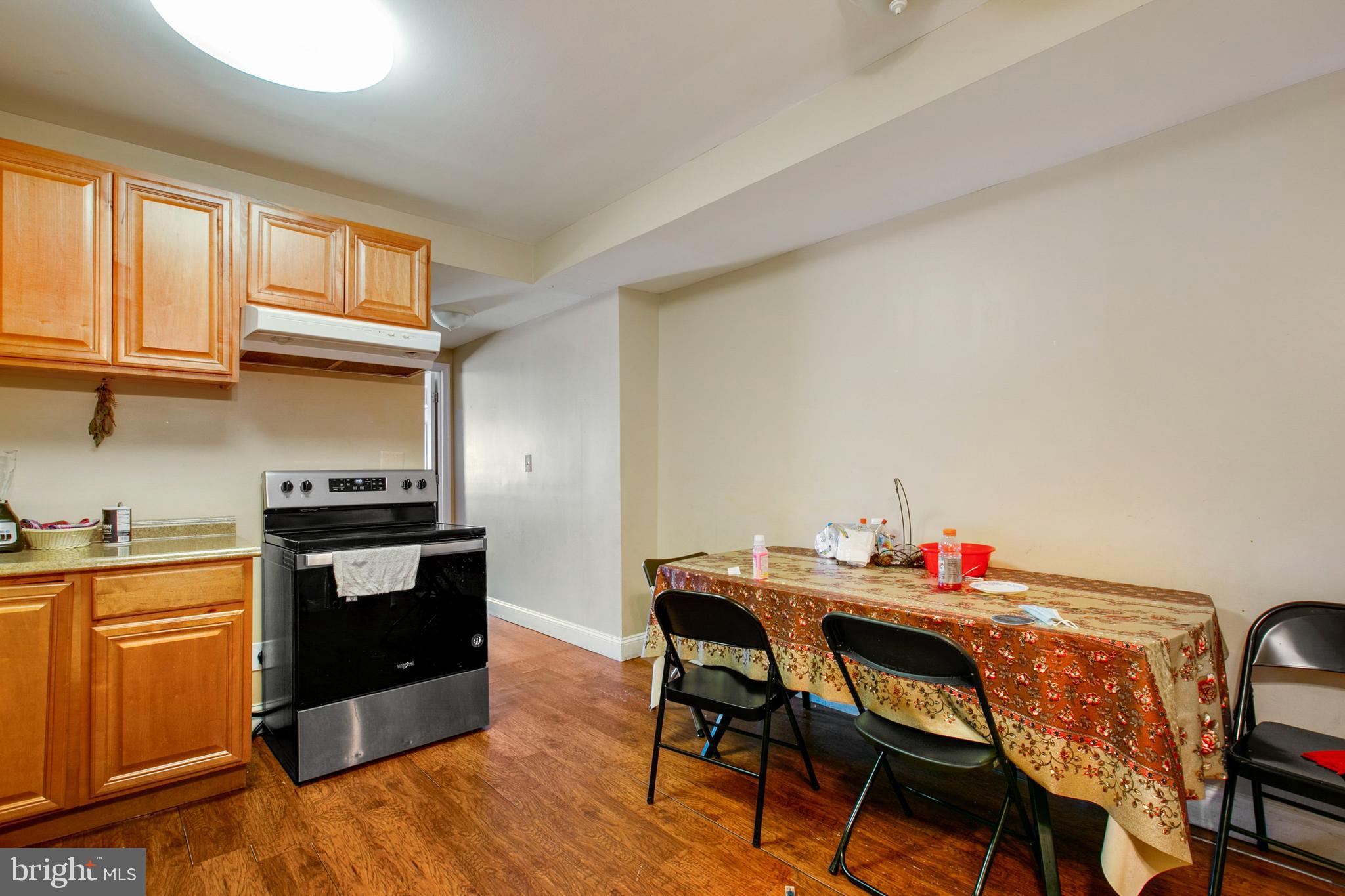 HIGHLANDTOWN - Residential