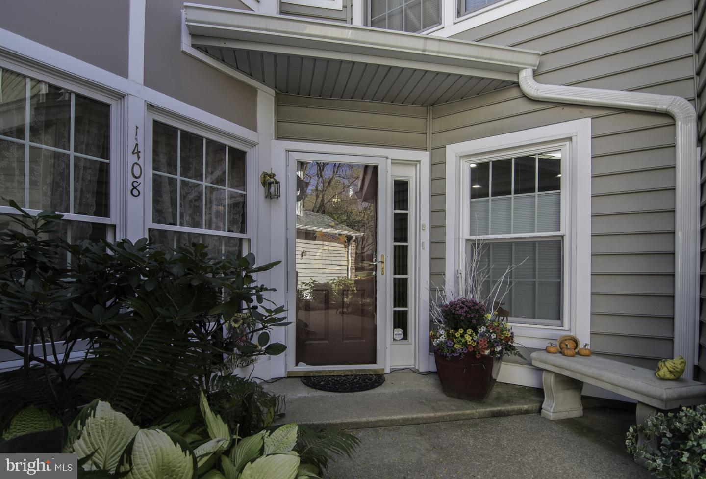 1408 BRAKEN AVENUE