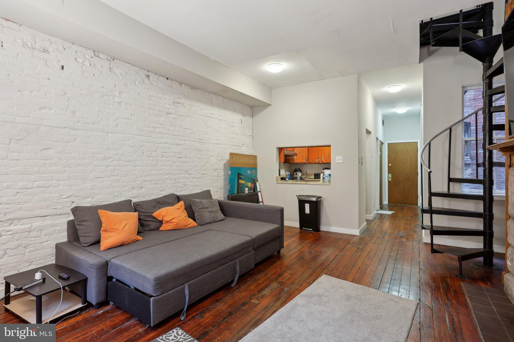 1017 SPRUCE STREET D