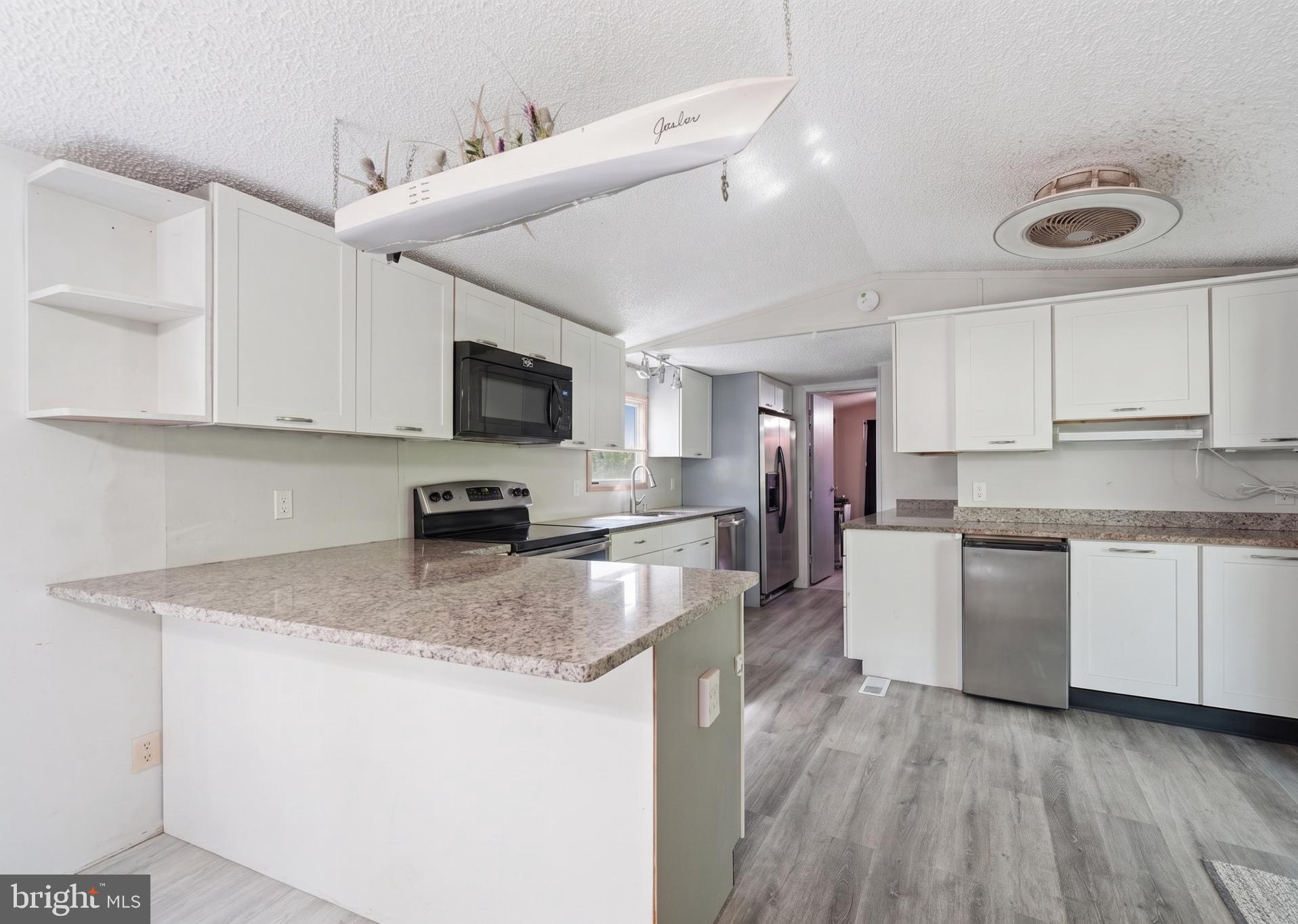 BEAVER LODGE ESTATES - Residential