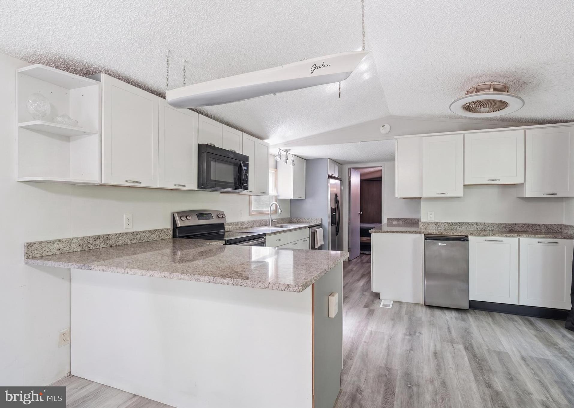 BEAVER LODGE ESTATES - Residential