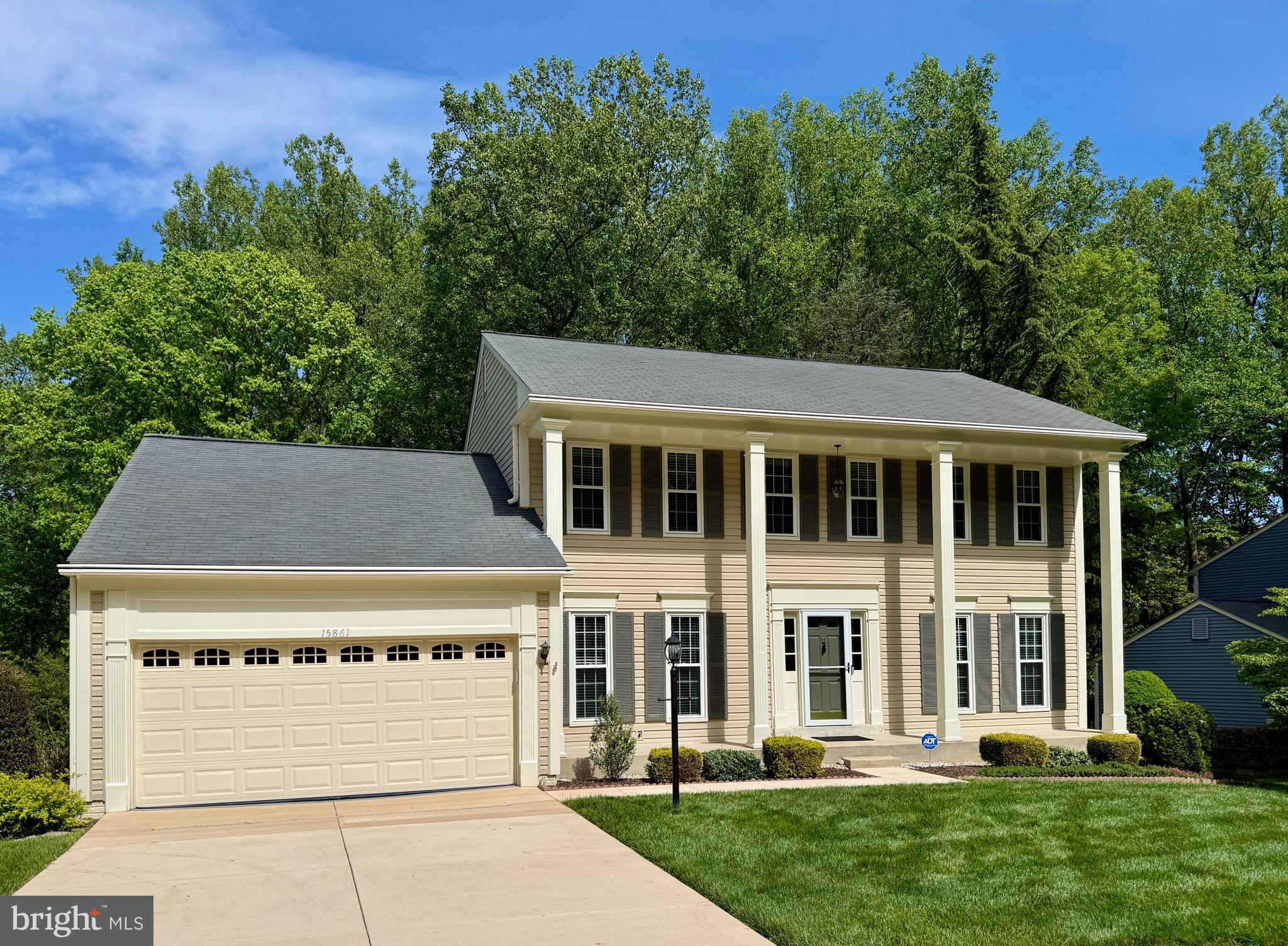 15861 MONTVIEW DRIVE