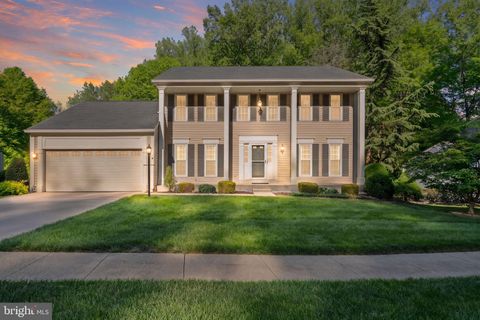 Photo of 15861 Montview Drive, DUMFRIES, VA 22025 (MLS # VAPW2117906)