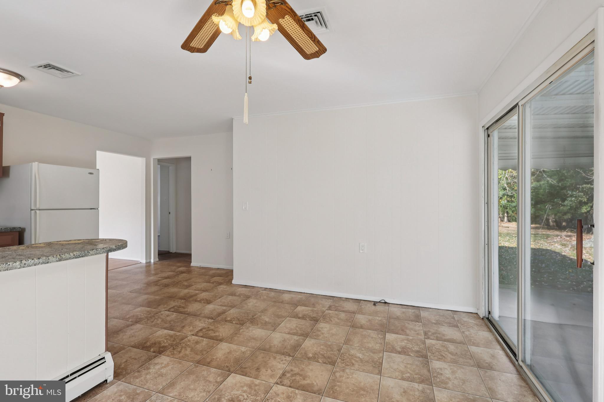 HOLIDAY CITY - BERKELEY - Residential