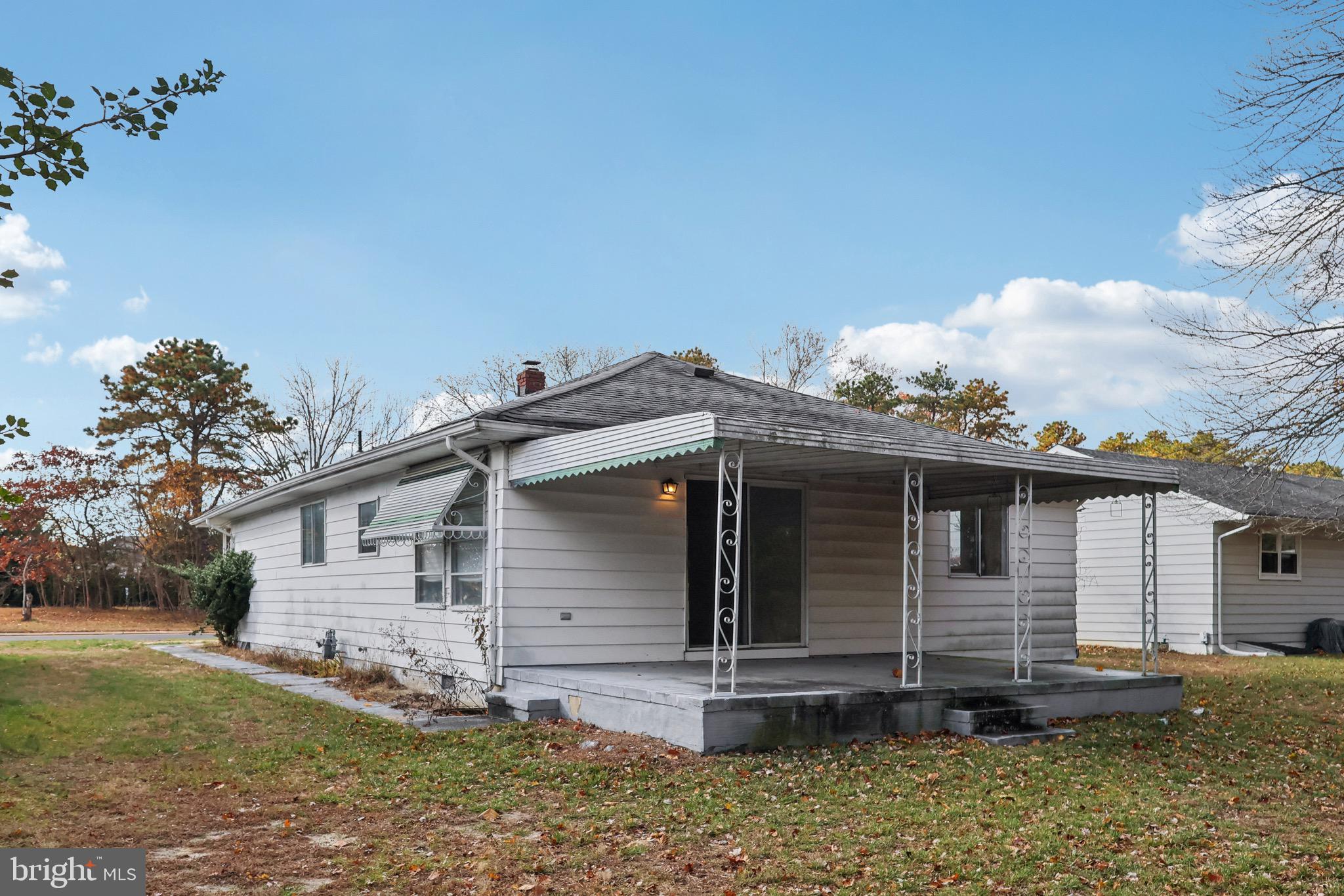 HOLIDAY CITY - BERKELEY - Residential