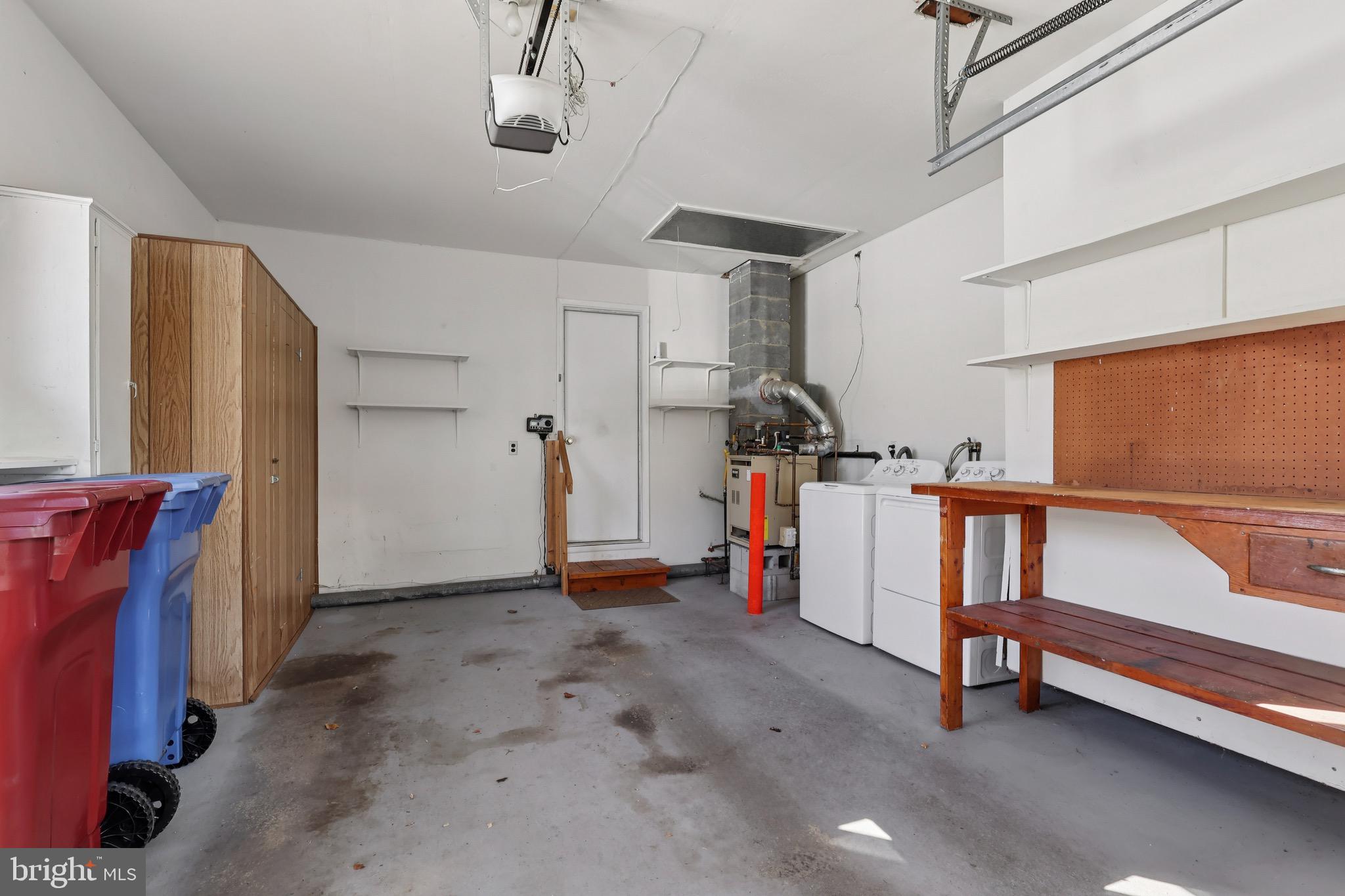 HOLIDAY CITY - BERKELEY - Residential