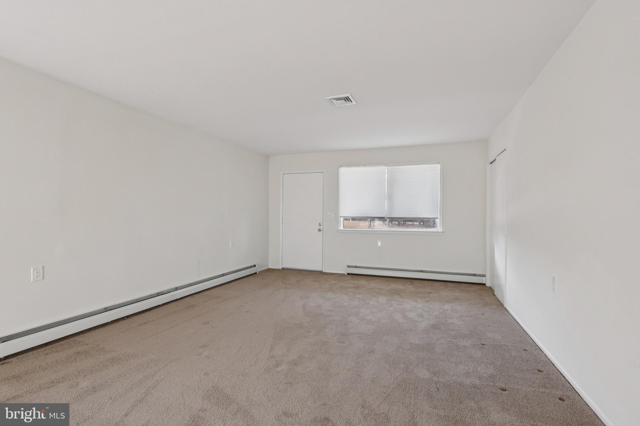 HOLIDAY CITY - BERKELEY - Residential