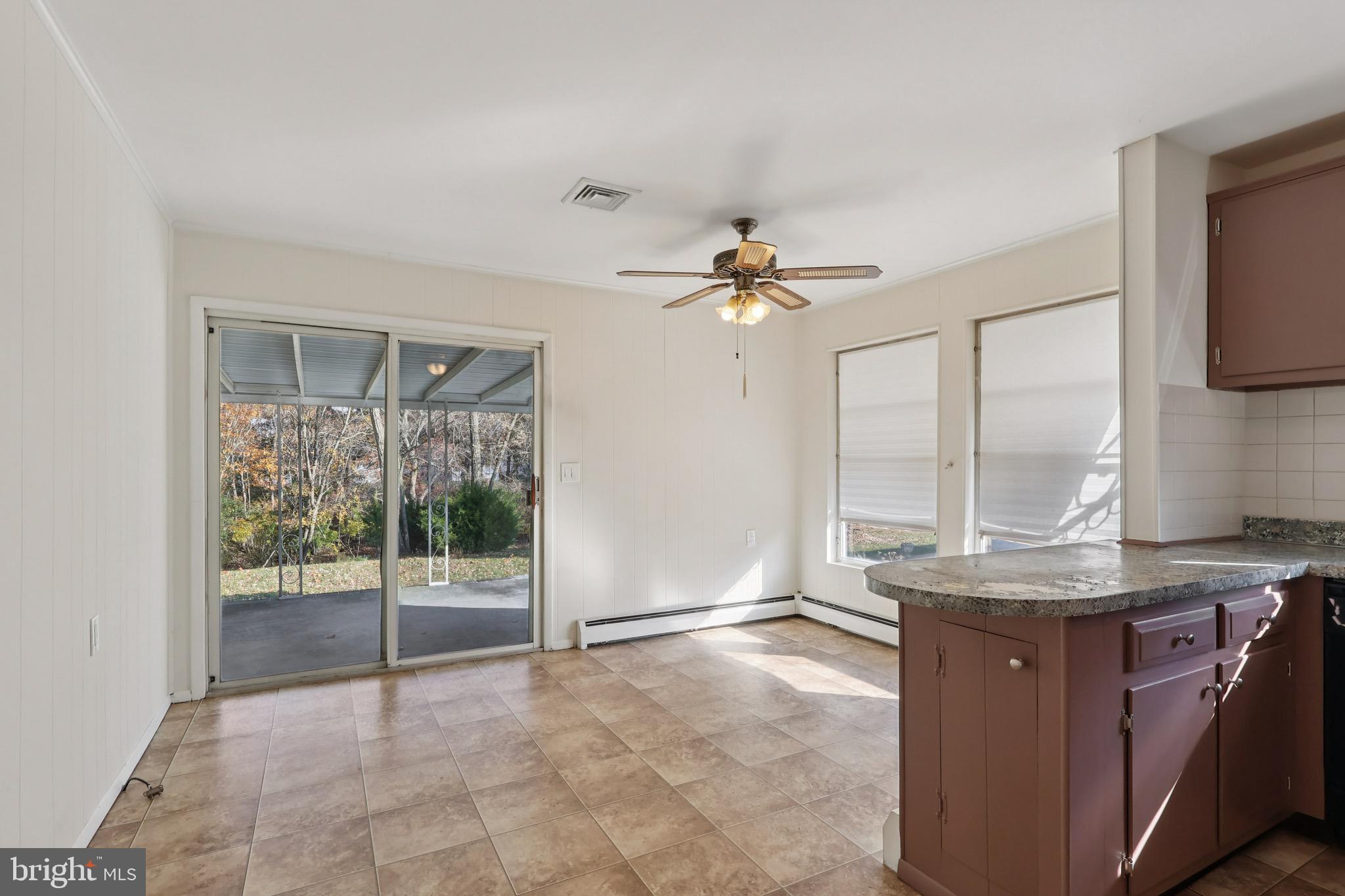 HOLIDAY CITY - BERKELEY - Residential