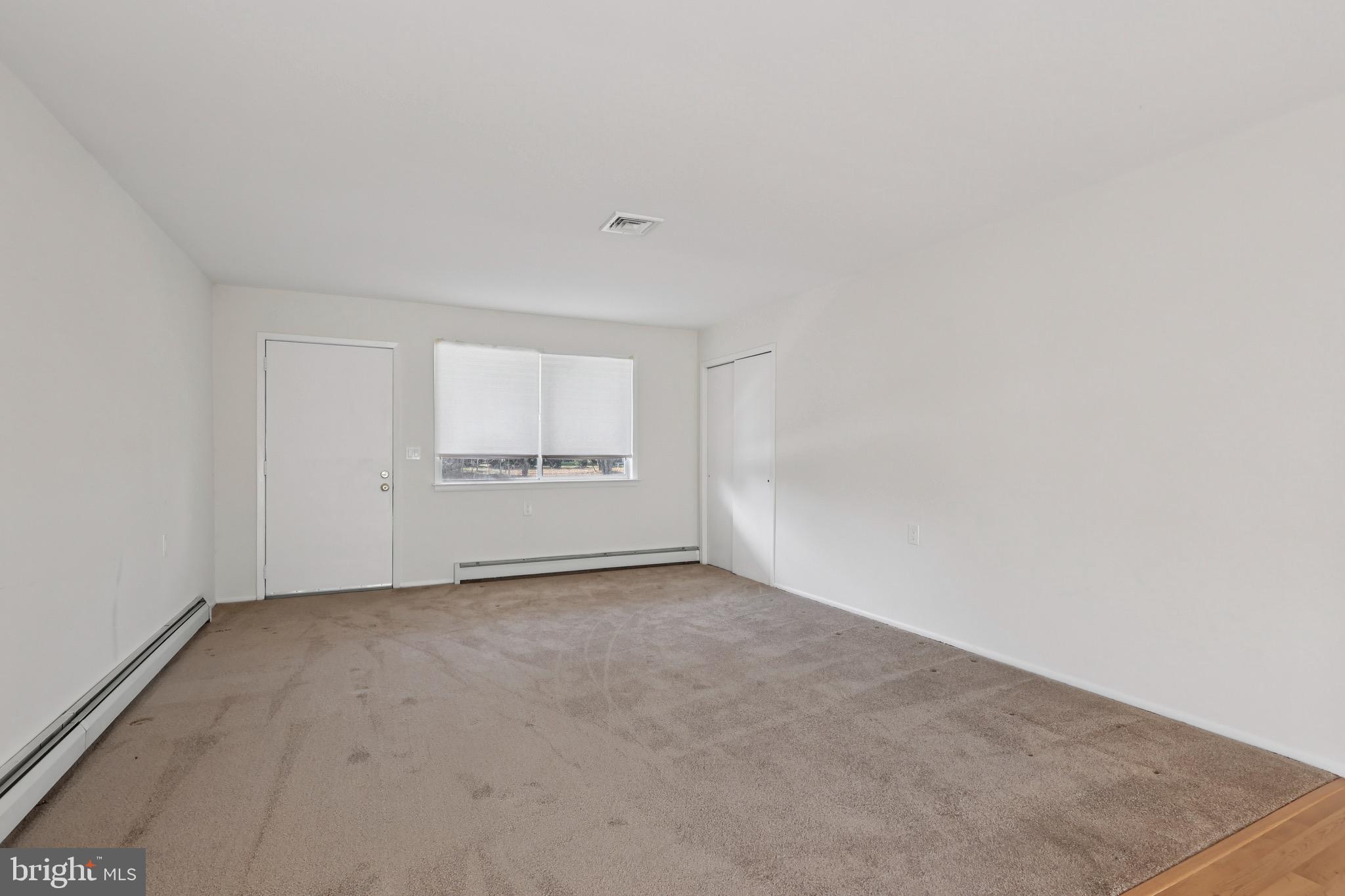 HOLIDAY CITY - BERKELEY - Residential