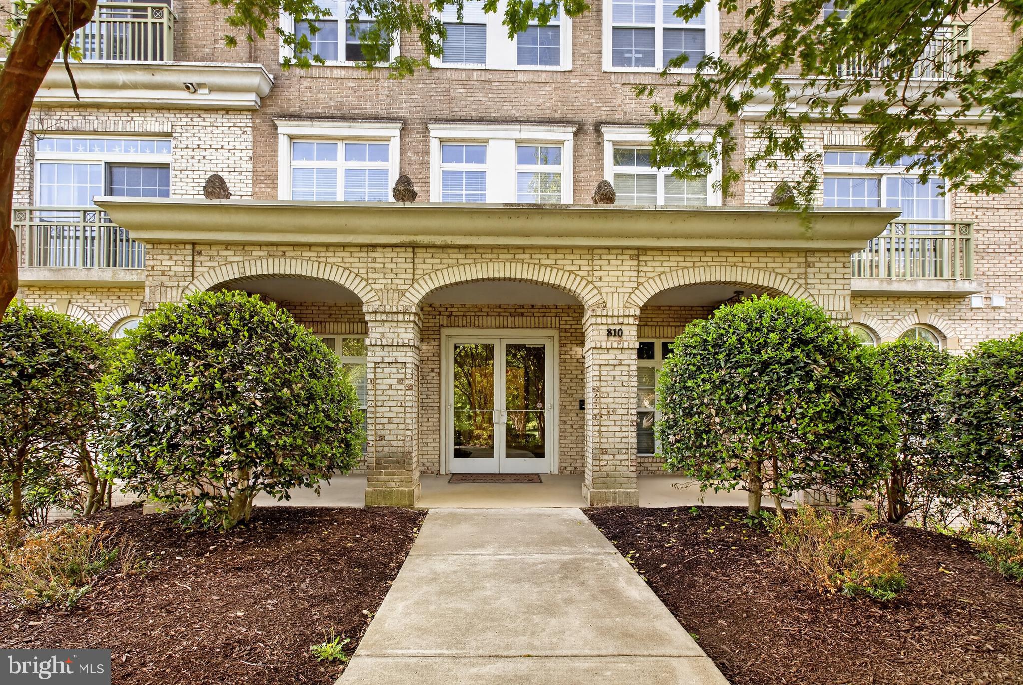 RIVER CLUB 1 AT BELMONT - Residential