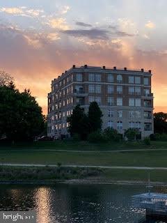 RIVER CLUB 1 AT BELMONT - Residential