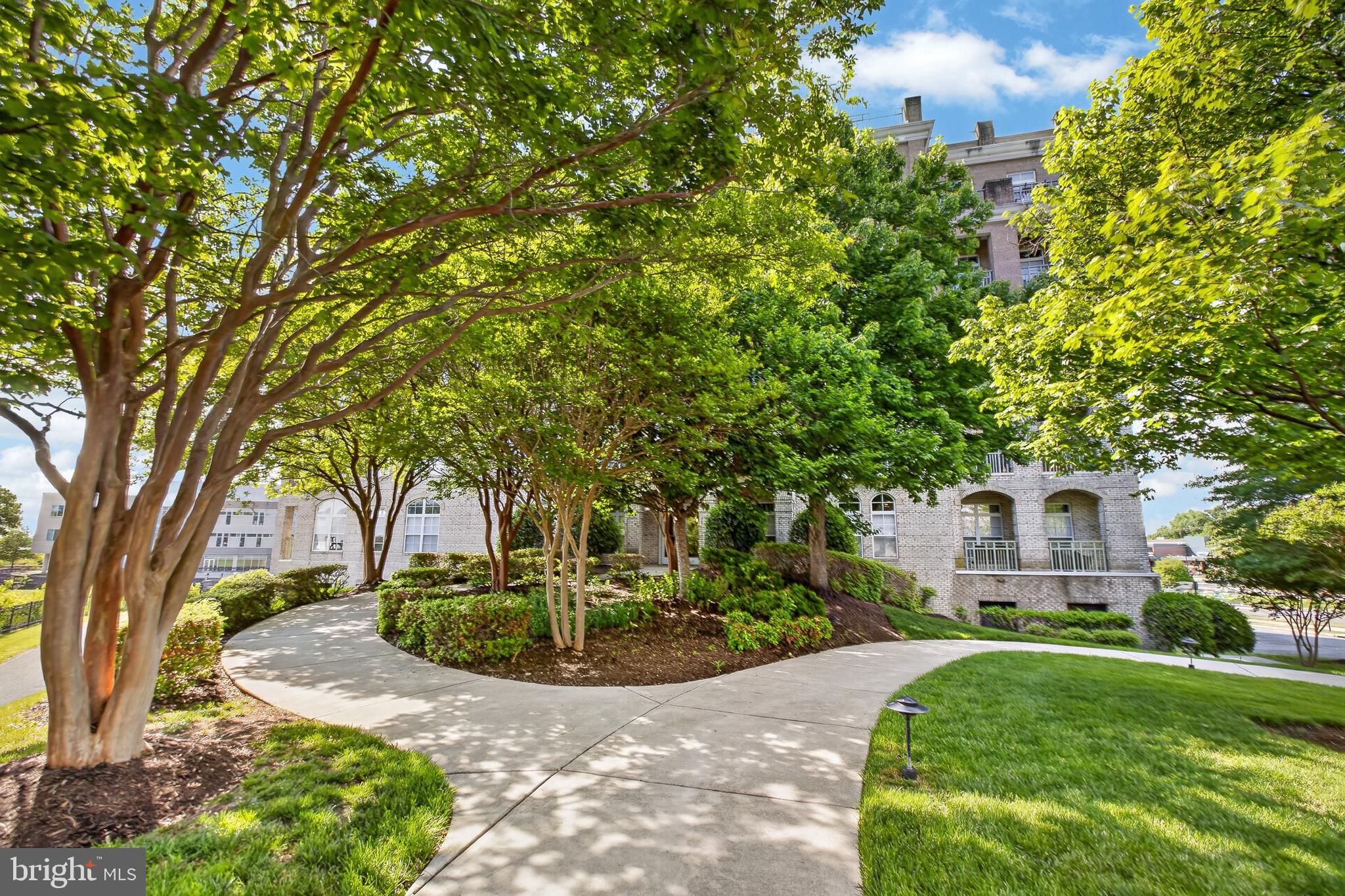 RIVER CLUB 1 AT BELMONT - Residential