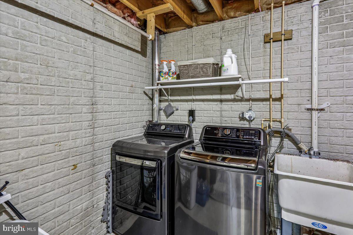 AMBERLY - Residential