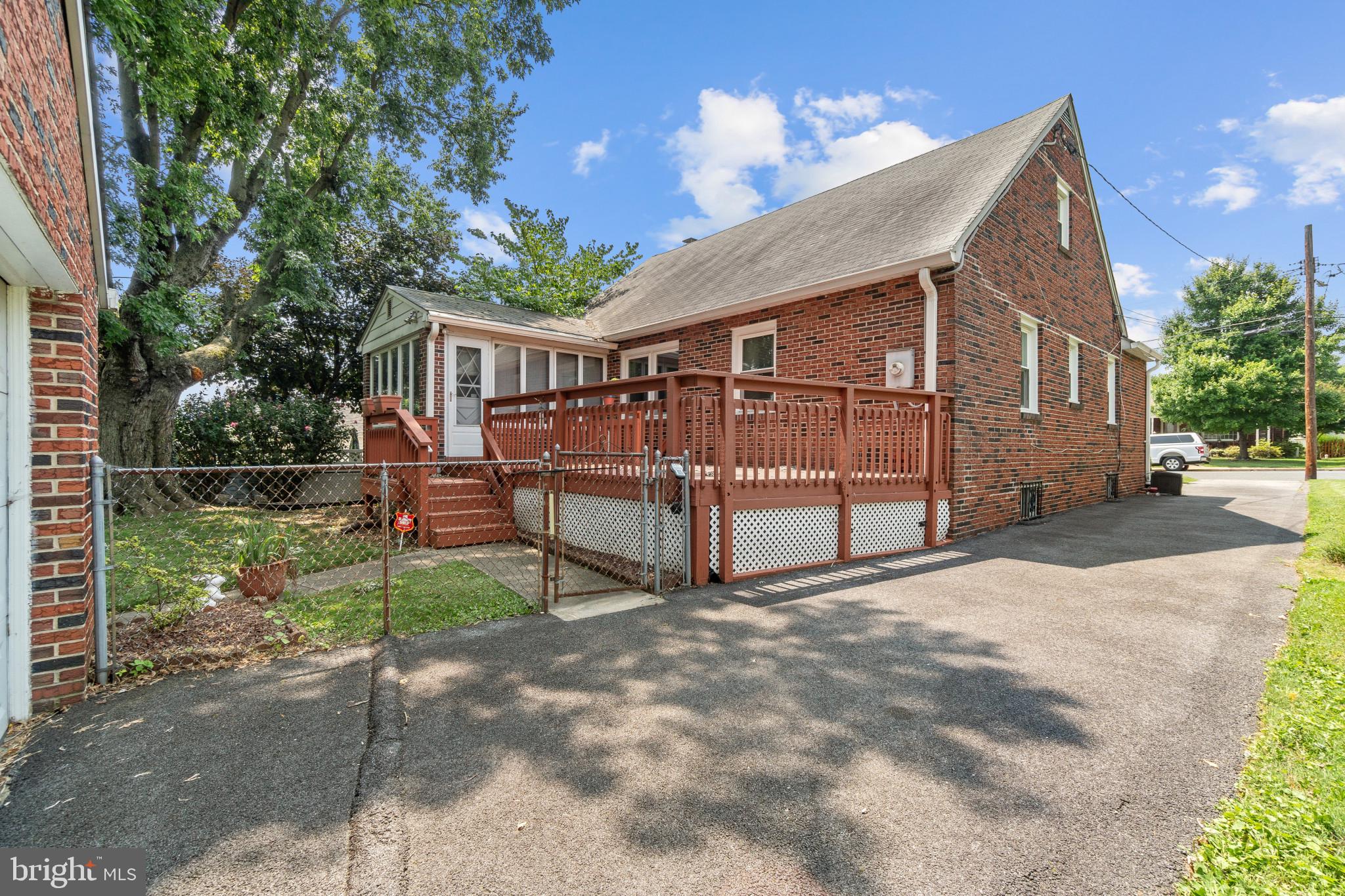 DUNDALK FARMS - Residential