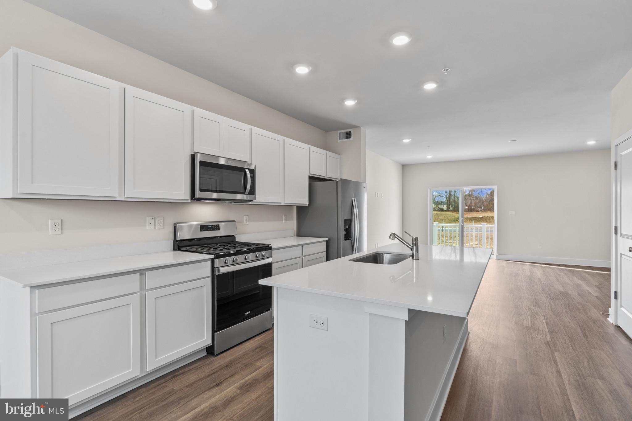 WATERMARK AT WESTPHALIA TOWN CENTER - Residential