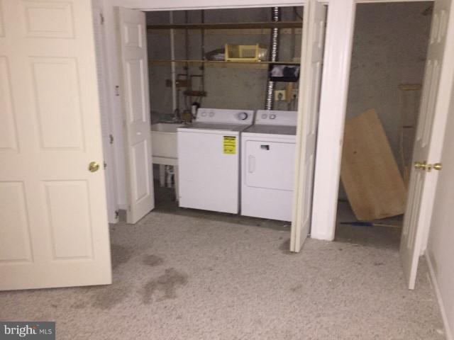 CLOVERLEAF TOWNHOUSES - Residential