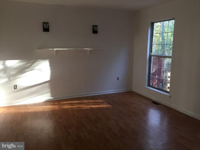 CLOVERLEAF TOWNHOUSES - Residential