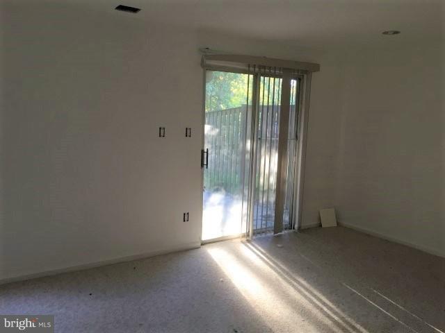 CLOVERLEAF TOWNHOUSES - Residential