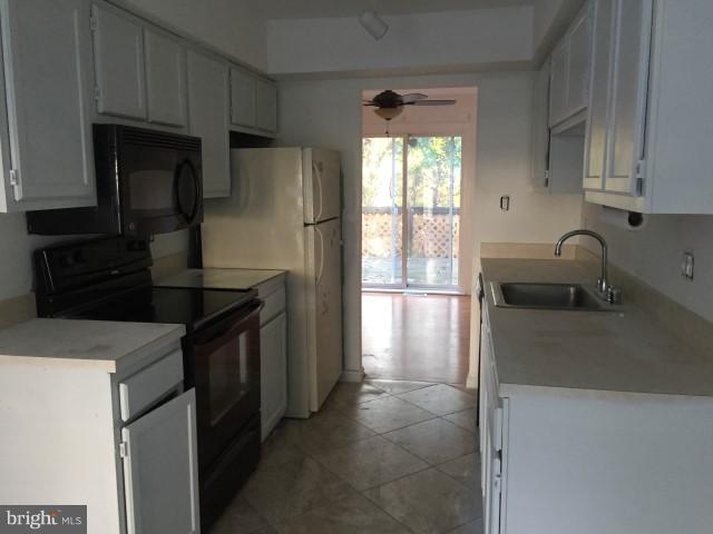 CLOVERLEAF TOWNHOUSES - Residential