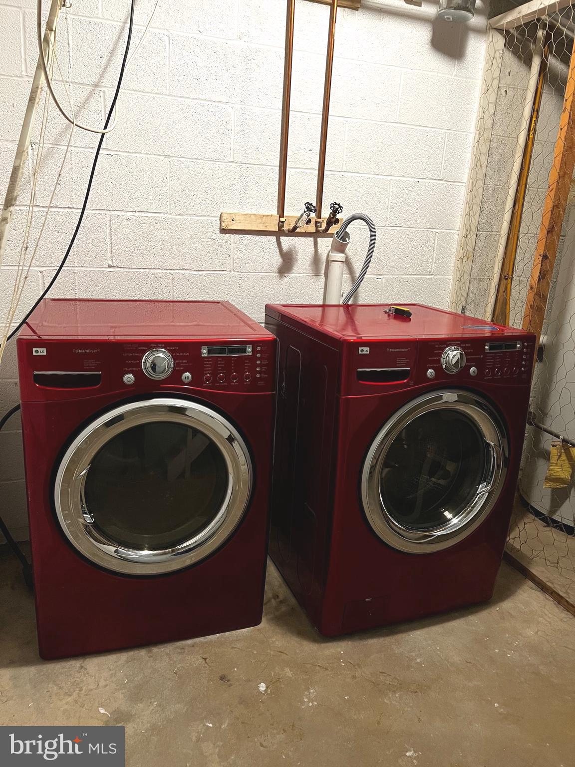 PATRIDGE COURTS CONDOMINIUMS - Residential