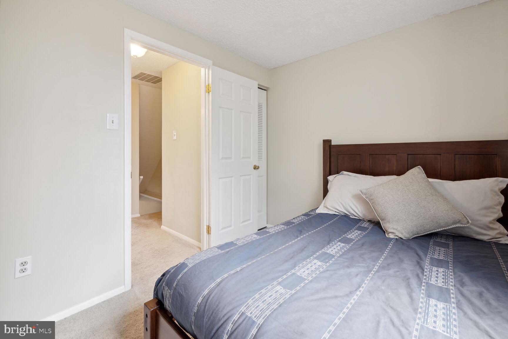 DAMASCUS VALLEY PARK - Residential